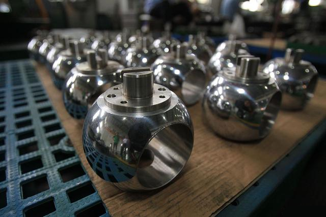 高(gāo)壓偏心(xīn)半球閥(fá)安裝注(zhu)事事項(xiàng)